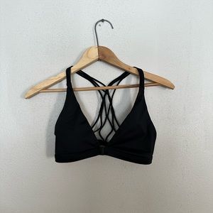 VS Sport Plunge Sports Bra
